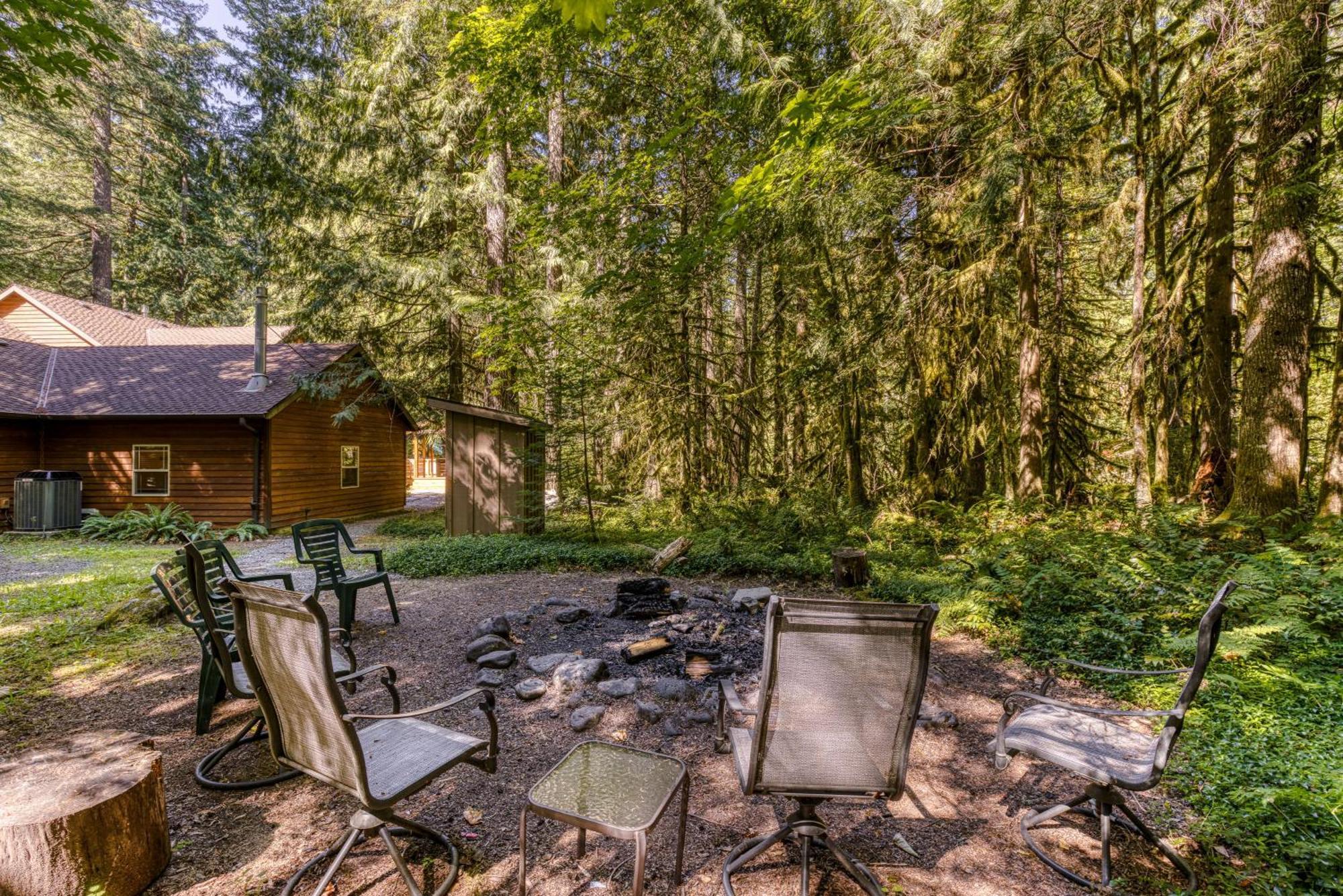 Salmon River Lodge Welches Buitenkant foto